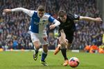 Ligemænd. Blackburn og Tom Cairney (tv) spillede effektivt mod City og James Milner. 