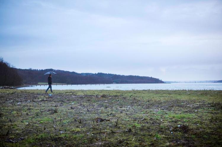 Lyntog. Hvis der kun skal være en times transporttid mellem de store byer, kræver det en ny bro over Vejle Fjord. 