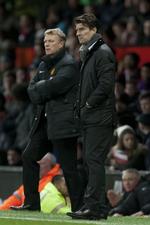 Pokaldyst. En scoring i 90. minut af Wilfred Bony gav Laudrup (th) en sejr over Manchester United og den nu endnu mere pressede David Moyes (tv). 
