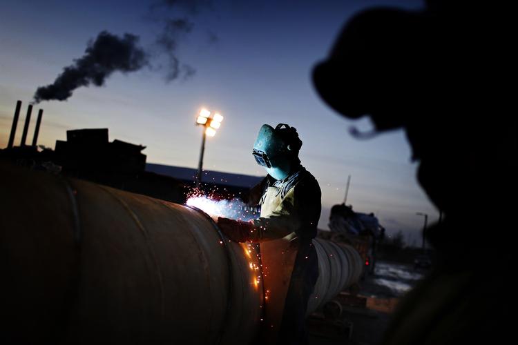 FORSIGTIG. Optimismen breder sig kun langsomt i den danske industri og vil først vise sig rigtigt i 2015, mener Dansk Industri. 