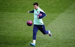 Klar. Efter en måneds rekreation og restitutionstræning hjemme i Argentina vendte Lionel Messi i fredags tilbage til træningsbanen i Barcelona. 