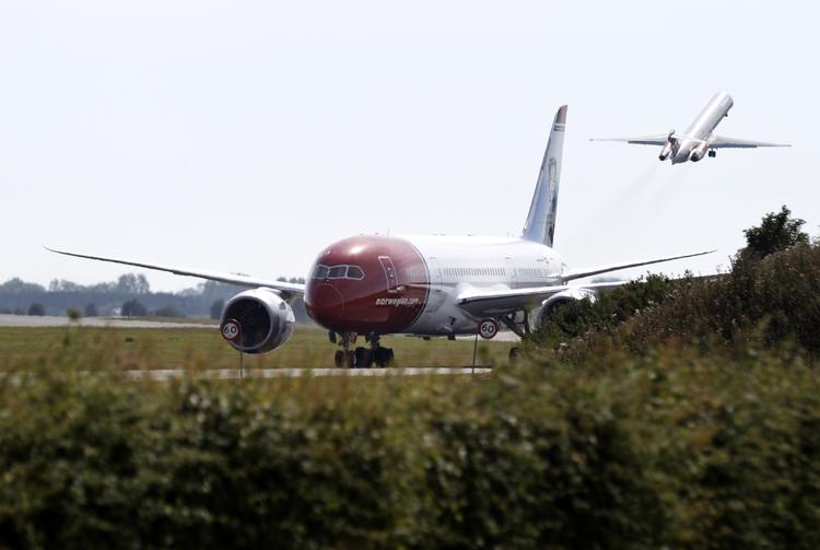 Problembarn. Norwegian har indtil nu tre Dreamliner-fly, som Boeing producerer. De har været ramt af mange fejl. 