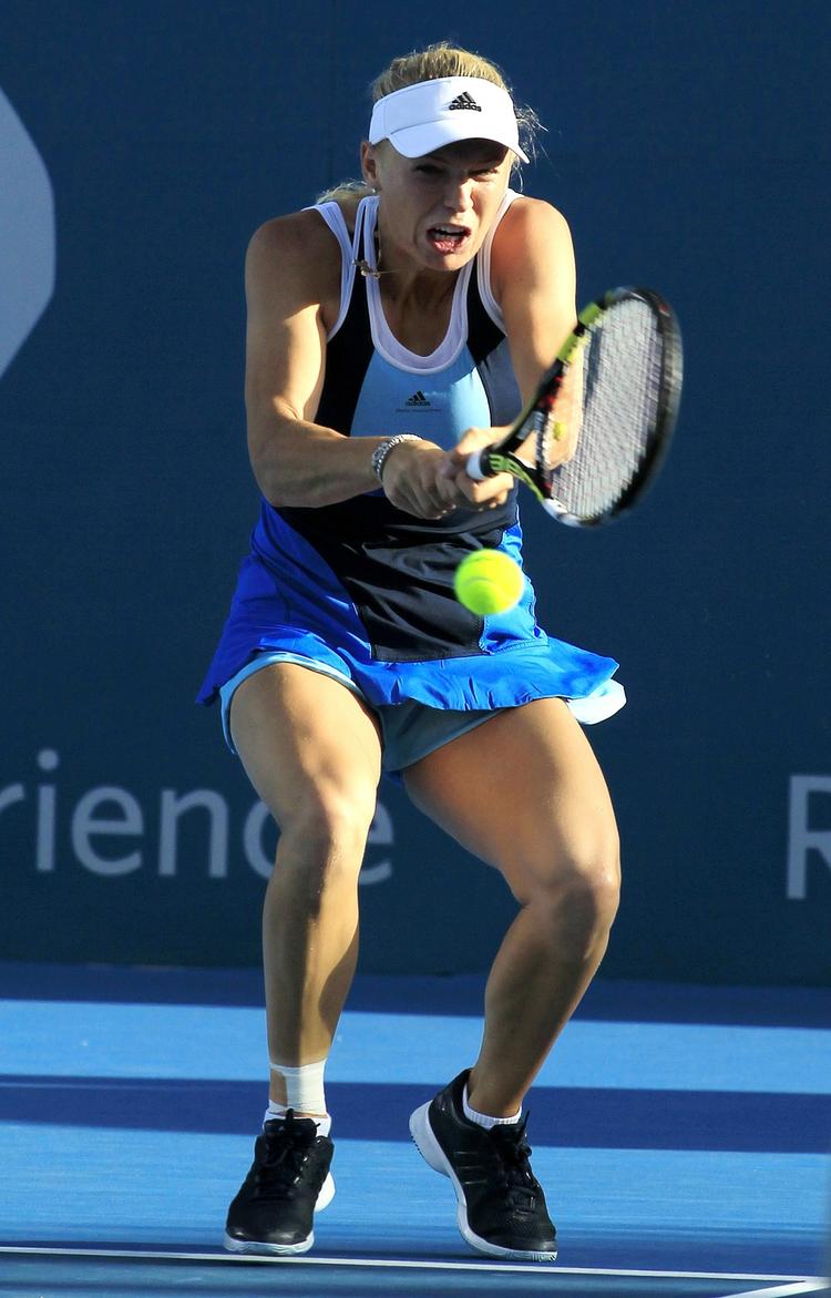 Exit. Wozniacki har nu fem dage til at forbedre sit spil: Australian Open begynder på mandag. 