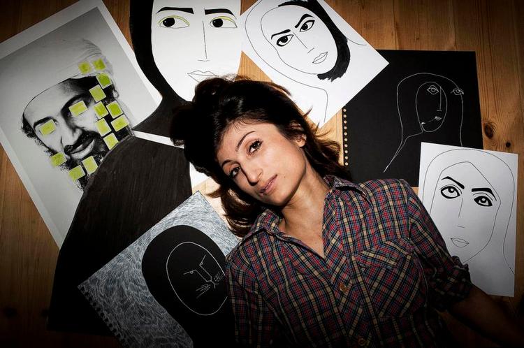 Provokunst. Den iranskdanske kunstner Firoozeh Bazrafkan - her i selskab med Osama bin Laden. 