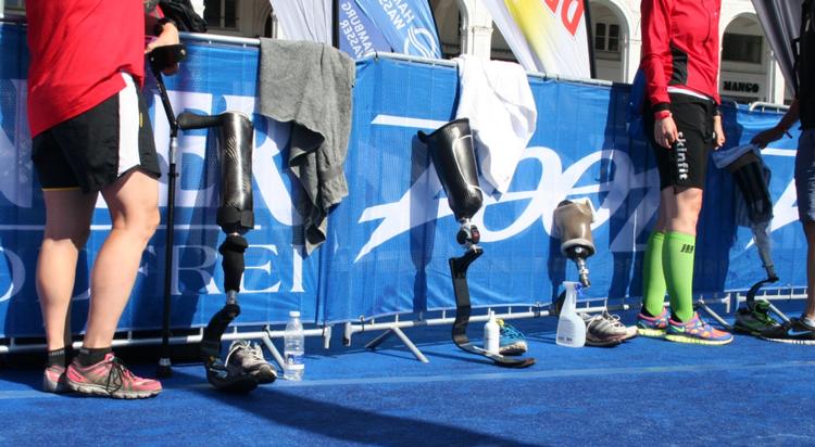 PARATRI. Benamputerede kan også dyrke triatlon. Her fra skiftezonen ved Go Epic i Helsingør i efteråret. 