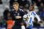 Reserve. Cedric N'Koum (th) har spillet 22 kampe i Superligaen, men kun fem fra start. 
