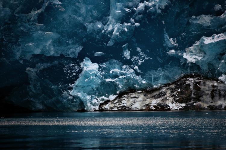 Uran. Der er kontante uenigheder mellem Danmark og Grønland, når det gælder Grønlands ret til selv at bestemme over udvinding og eksport af uran. - Foto: 