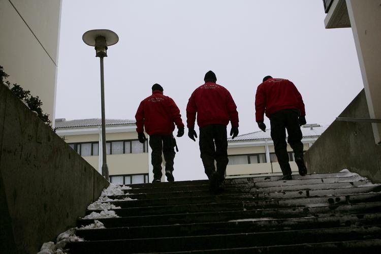 Uønsket: Den fremmede var her ikke fra begyndelsen og kan derfor potentielt forlade ’os’ igen. Derfor er vores tolerancetærskel væsentlig mindre over for nydanskere end over for etnisk danske kriminelle ,skriver Tarek Omar . 