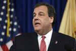 Omstridt. Guvernør Chris Christie har fyret sin seniorådgiver og undskyldt til indbyggerne i New Jersey. 