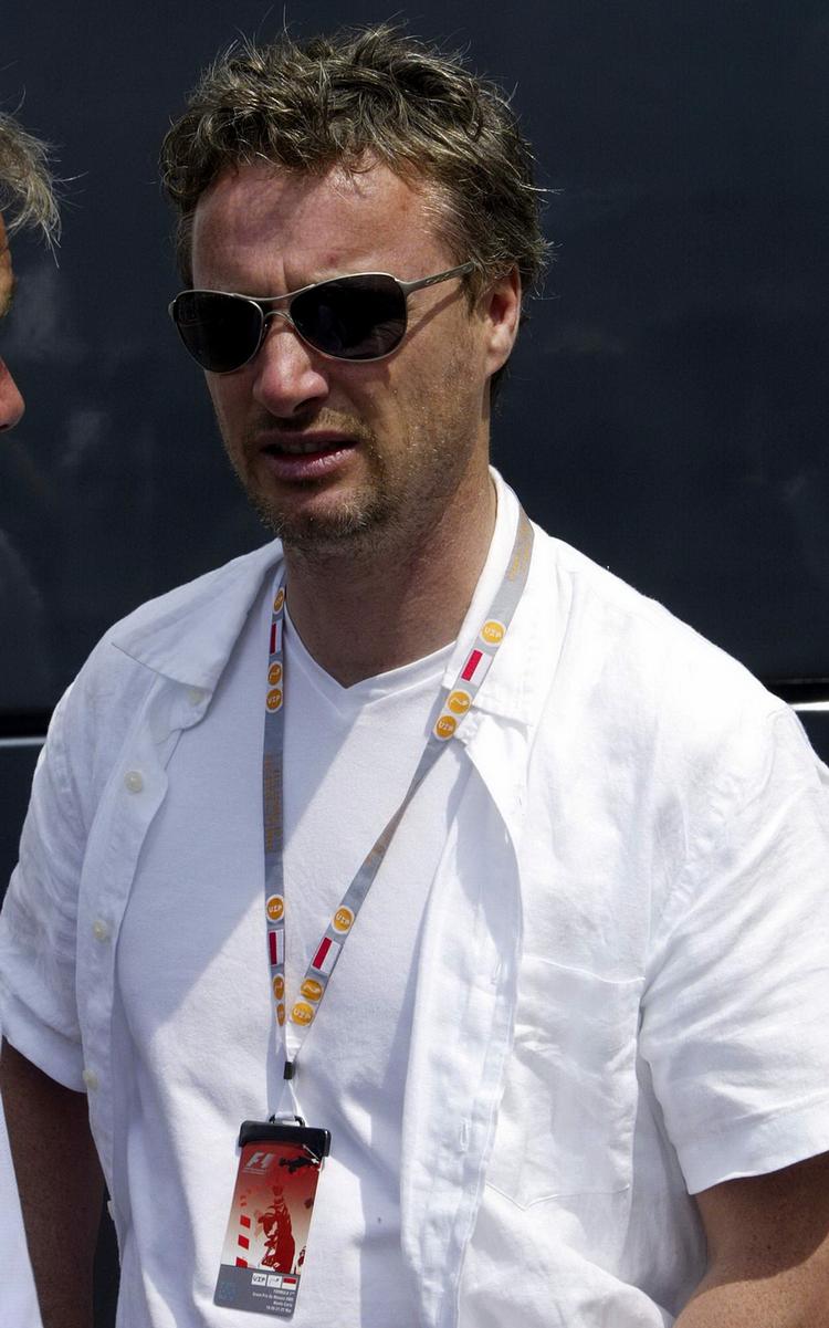 slagsmål. Nordirske Eddie Irvine opnåede fire grand prix-sejre i sin tid i formel 1. 