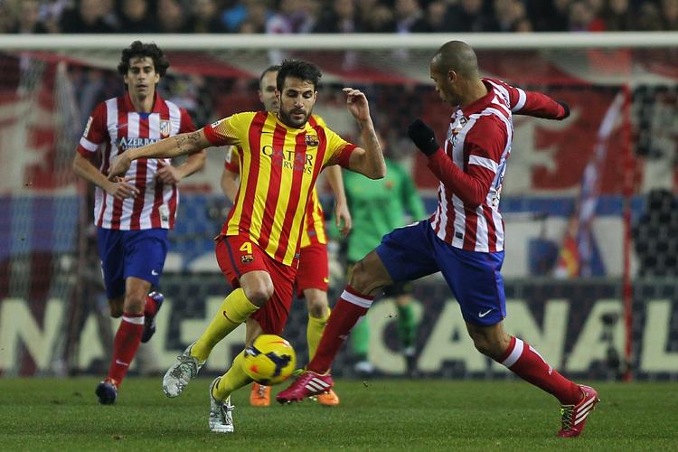 Uafgjort. Atlético Madrid og Barcelona fortsætter parløbet i toppen af den bedste spanske række. I aften endte de to holds topmøde på Estadio Vicente Calderon 0-0. 