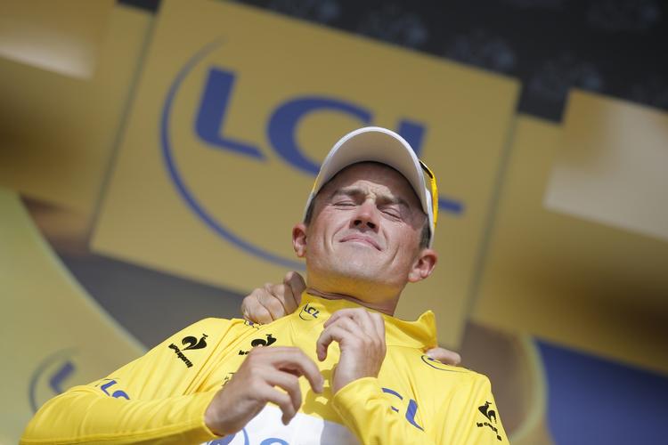 MESTER. Simon Gerrans oplevede i sommer at køre to dage i Tour de Frances gule trøje. I 2014 kan han møde op til løbet i den australske mestertrøje. 