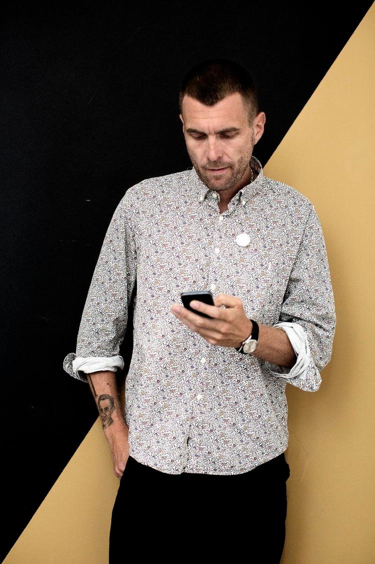 Kontrol. Wood Woods Karl-Oskar Olsen kunne godt tænke sig at have styr på, hvordan hans produkter brandes. Det sendte ham ud i en mediestorm. 