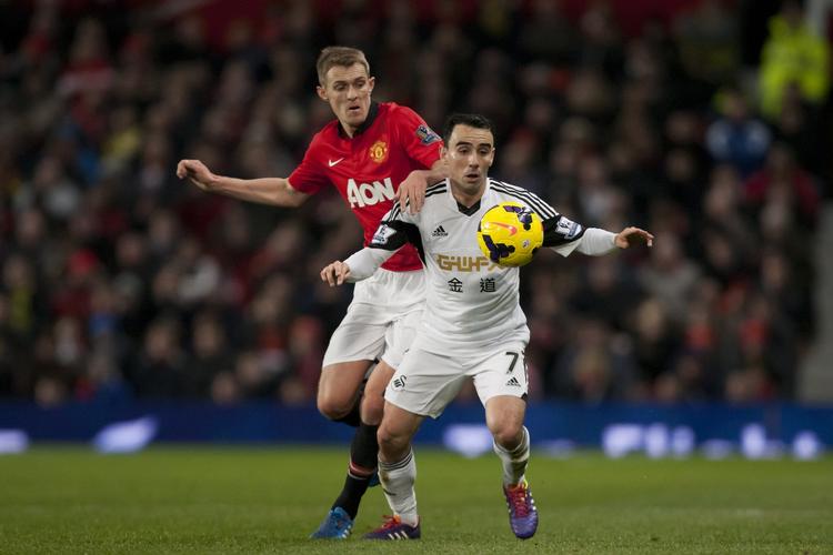 boldbesiddelse. Swansea fik lov at spille sig træt i kampen mod Manchester United, som til gengæld viste skarphed foran mål. 