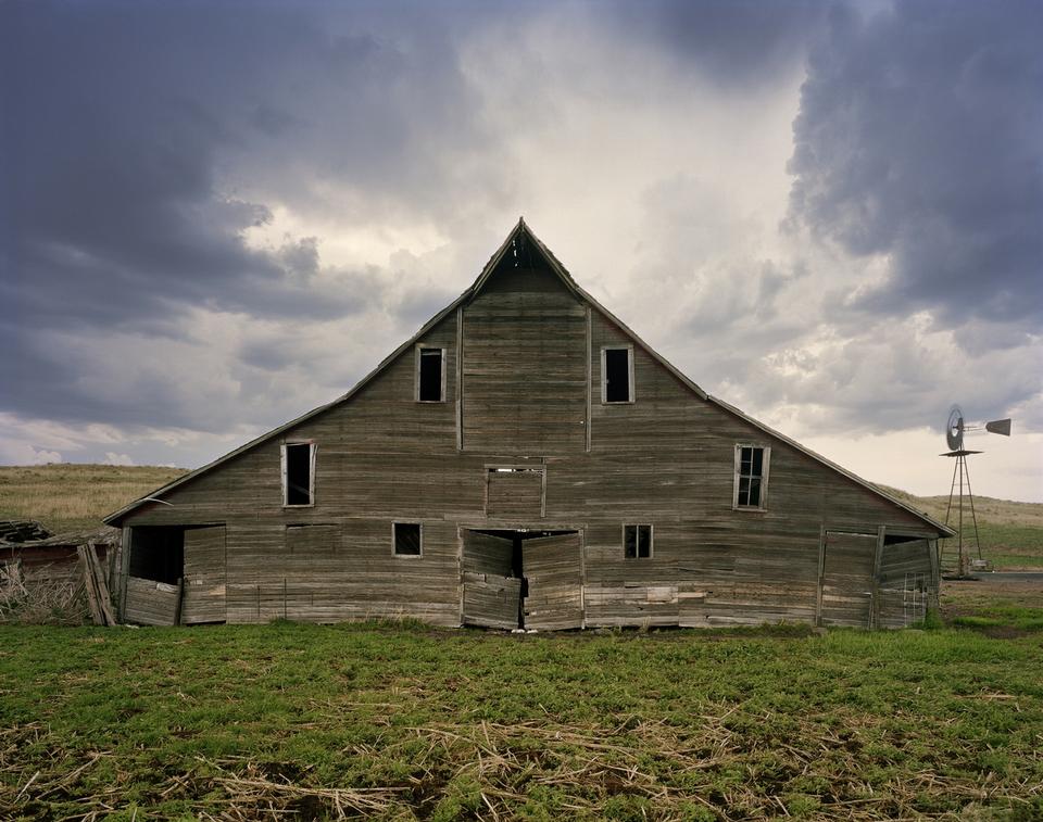 © Andrew Moore, courtesy of the artist and Yancey Richardson