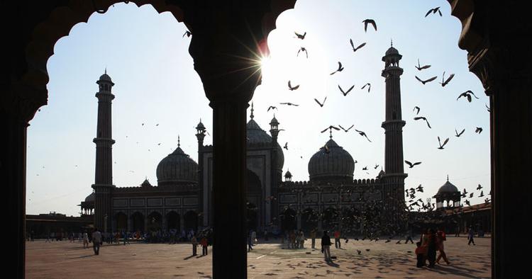 Overfald. I den indiske hovedstad, New Dehli, bliver der angiveligt voldtaget en kvinde hvert 22. minut. 