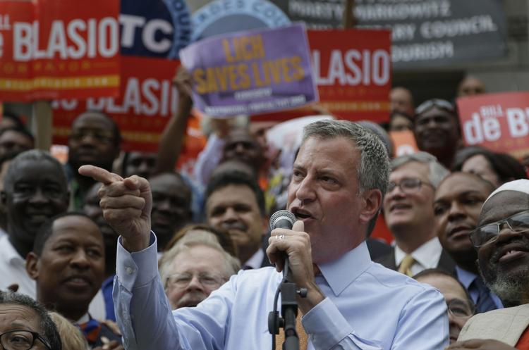 Ulighed. New Yorks nye borgmester, Bill de Blasio, mener at vi i vor tid, står overfor en ny type krise - en ulighedskrise. 