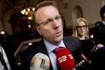 PET-sag. Daværende justitsminister Morten Bødskov på vej til åbent samråd om sagen, hvor PET kiggede i Pia Kærsgaards kalender. 
