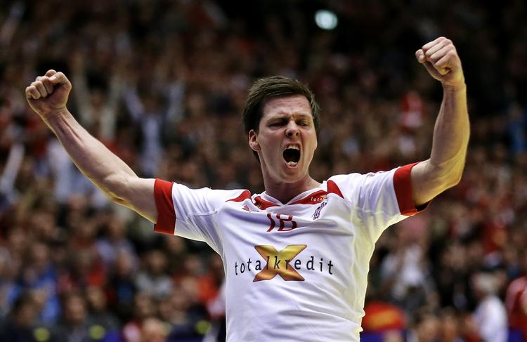 TOPSCORER. Med seks mål alene i første halvleg blev Hans Lindberg dansk topscorer. 