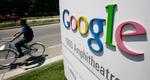 Google bevæger sig med stormskridt  fra cyberspace ind over hverdagsprodukter. 