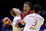 revanche. Danmark skal i aften vise, at nederlaget mod Spanien ved VM-finalen ikke viser styrkeforholdet mellem de to, siger Mads Christiansen. 