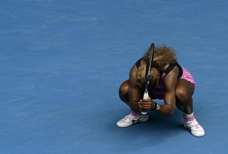 Nedtur. Serena Williams græmmer sig over et tabt point i kampen mod Ivanovic. 