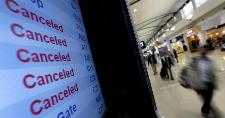 aflyst. Mange fly udgik, da orkanen Sandy hærgede i USA i oktober 2012. En gruppe danske rejsende har nu fået erstatning for mistede feriedage. 