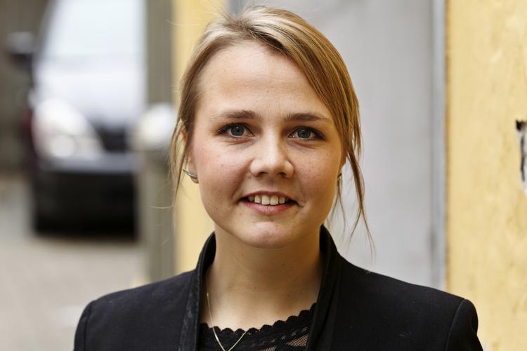 Exit. »Jeg er meget ung og vil gerne prøve noget andet«, lyder det fra den kommende eks-politiker Emilie Turunen. 