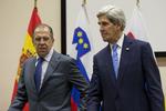 Fredskonference. Sergej Lavrov (til venstre) og John Kerry kommer til at spille hovedroller i Schweiz i den kommende uge. 