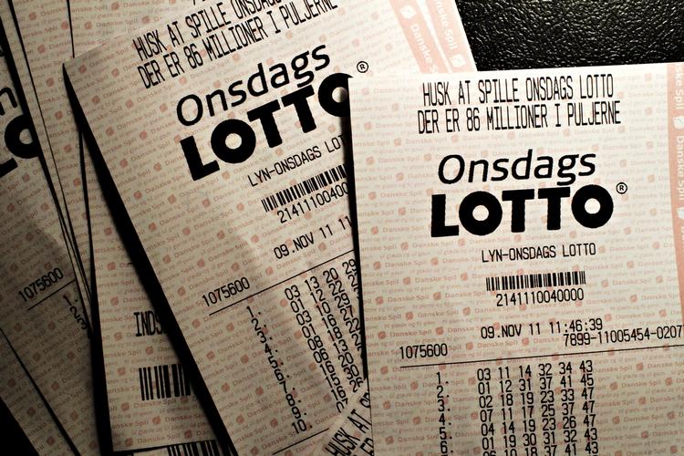 Gevinst. I aften klokken 18 udtrækkes numrene i denne uges Onsdagslotto. Her er der mulighed for at vinde helt op til 92 millioner kroner. 