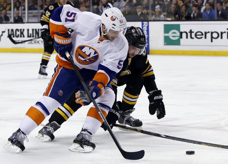 brandvarm. Frans Nielsen (tv) er i storform i NHL for tiden. 