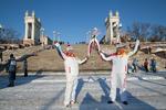 terror-trusler. Olympiske fakkelbærere gør holdt i Volgograd, før resten af turen til Sotji. 