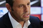 Afgået. Sandro Rosell fastholder, at alt er foregået efter bogen i fobindelsen med købet af den brasilianske stjernespiller Neymar. 
