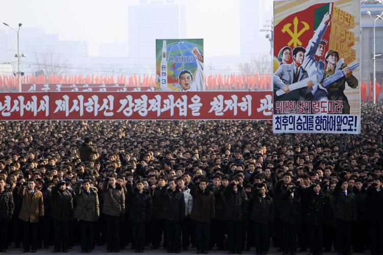Øvelse. Nordkorea vil samarbejde med fjenderne i syd, skriver styret i et åbent brev. 