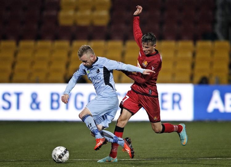 kravebensbrud. Ronnie Schwartz (tv) bliver svær at undvære for Randers i sæsonopstarten. 