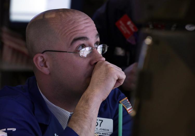 Mavepuster. Jarrett Johnson er en af de Wall Street-ansatte, som har haft en hård uge. 