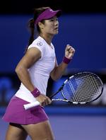 sejr. Li Na fik sin anden grand slam-sejr, da den kinesiske veteran vandt Australian Open. 