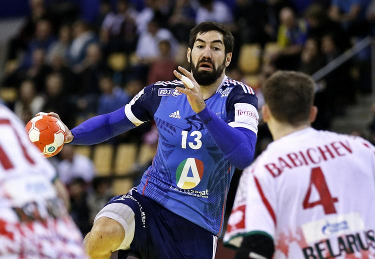 roser. Nikola Karabatic (midt) har i flere år været opfattet som verdens bedste spiller, og franskmanden er stadig krumtappen i det franske spil. 