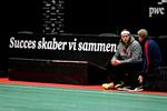Topmøde. Mikkel Hansen og Ulrik Wilbek drøftede lørdag de taktiske muligheder op til finalen mod Frankrig. Og helt let bliver det jo nok heller ikke. 