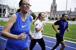 LANGGARVERI. Intervaller er godt - men fedtforbrændingen skal også stimuleres lyder rådet til Pernille Ingemand Sørensen, Vibe Gondolf og Thomas Lykke, der er på vej mod VM i halvmaraton. 