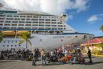 Inficeret. Et stort antal passagerer på krydstogtskibet Explorer of the Seas er blevet ramt af maveonde, og skibet afbryder turen før tid. 