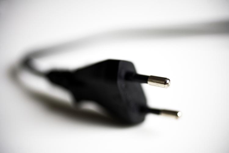 nemmere. Fem betegnelser på diverse afgifter, som allesammen havner i statskassen, bliver nu  slået sammen i ét punkt under navnet elafgift. 