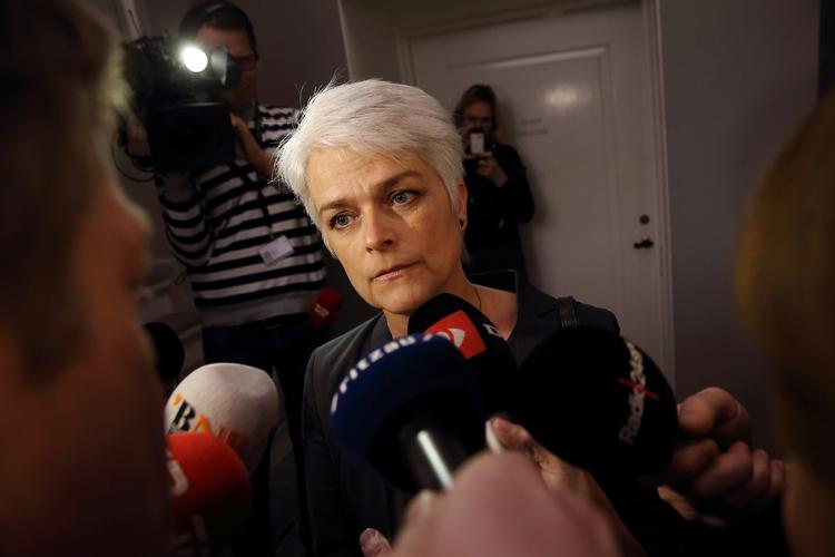 Formand. Anette Vilhelmsen måtte i samråd om uddelingen af en million kroner til Lisbeth Zornig Andersen. Den sag har været med til at slide på partifællernes tålmodighed. 