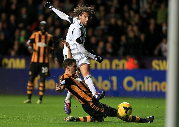 COMEBACK. En enkelt mulighed for at score fik Michu, der efter en skade er tilbage hus Swansea. 