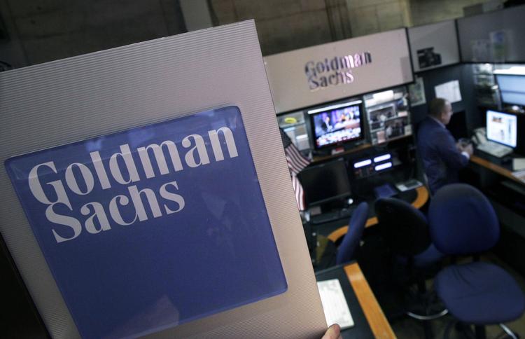 LAVRISIKO. Der er ikke den store fare for at tabe penge på Dong, men til gengæld mulighed for høje afkast, har Goldman Sachs fortalt sine kunder om investeringen i Dong. (arkiv) 