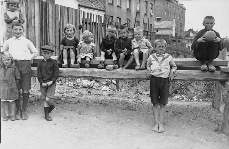 Videnfestival. Golden Days markerer i år 100-året for 1. Verdenskrig. Danmark var neutral under krigen, men blev alligevel kraftigt mærket af den internationale krise. Det kan man høre mere om på en række gratis 'Wake-Up'-foredrag. 