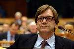 barrosos afløser? Europas liberale parti, Alde, har på et møde i Bruxelles i dag valgt den tidligere belgiske premierminister og nuværende europarlamentariker Guy Verhofstadt som deres spidskandidat og bud på, hvem der skal være ny formand for EU-kommissionen til efteråret. - Foto: 