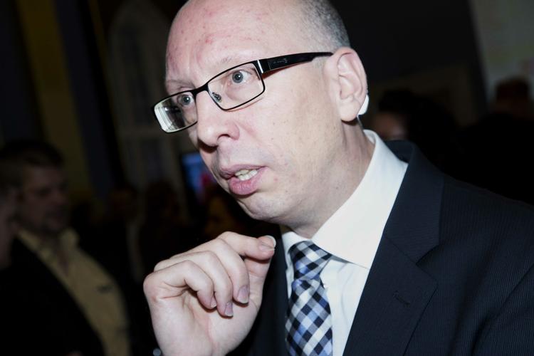 SANKTIONER. Dansk Folkeparti vil straffe elever, der ikke kan opføre sig ordentligt i skolen, for at komme dårlig disciplin til livs. Konservative vil have forældre til at hene børn i skolen, der laver ballade. 