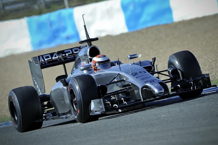 hurtigst. Kevin Magnussen på vej rundt på Circuito de Jerez-banen i Spanien i sin nye McLaren-racer. 