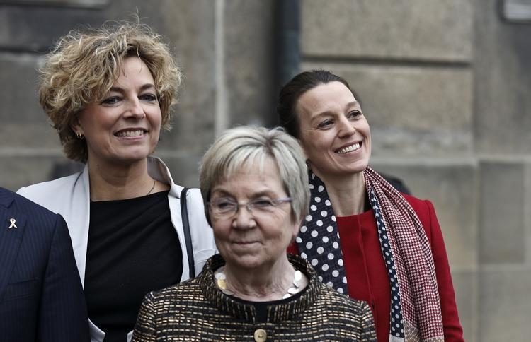 Udmelding. Kulturminister Marianne Jelved (R) venter ikke, at der skal lukkes flere kirker, efter at hun også er blevet udnævnt som ny kirkeminister. 
